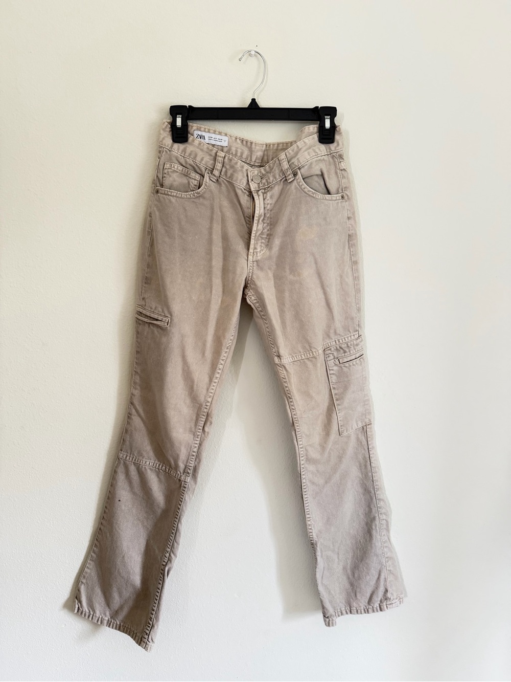 Zara Light Beige High-Waist Cargo Trousers